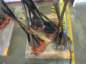 (4) RIDGID TRI-STANDS. LOADING & HANDLING FEE $15-4025